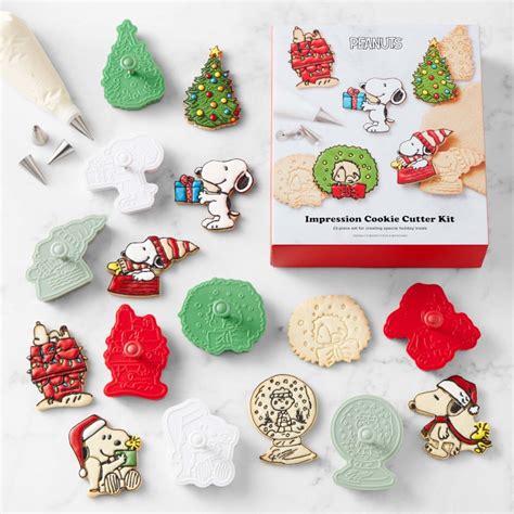 Williams Sonoma Peanuts Holiday Impression Cookie Cutters 23 Piece Set