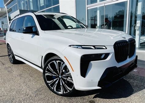 New 2024 BMW X7 M60i 4D Sport Utility In McAllen BM02261 Bert Ogden BMW