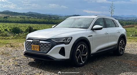 Audi Q8 e tron casi el mejor carro eléctrico para viajar por Colombia