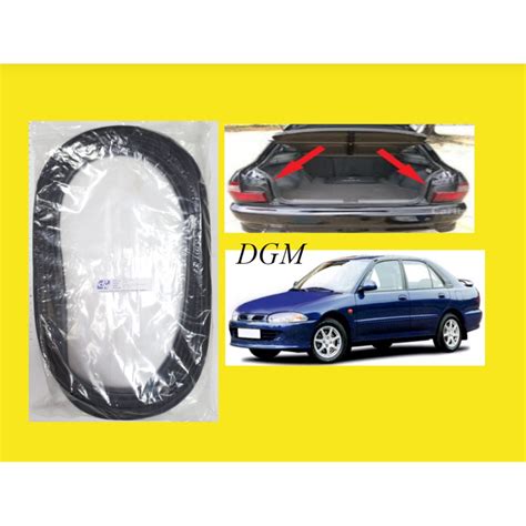 Proton Wira Aeroback Rear Bonnet Rubber Trunk Lid Boot Rubber Good