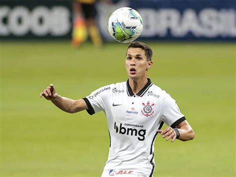 Corinthians Acerta Empr Stimo De Vital E Encaminha Mais Duas Sa Das