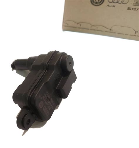 Siłownik klapki wlewu paliwa SEAT VW SKODA 8V0862159 VAG247 VW