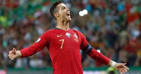 Cristiano Ronaldo Resmi Kembali Pakai Nomor Punggung 7 INDOSatu Co