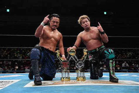 優勝した後藤、yoshi―hashi（右）組（提供 新日本プロレス） ― スポニチ Sponichi Annex 格闘技