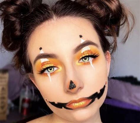 Pumpkin Face Makeup Is The Beauty Trend To Try This Halloween