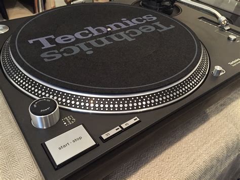 Technics SL 1200 MK5 Image 1472987 Audiofanzine