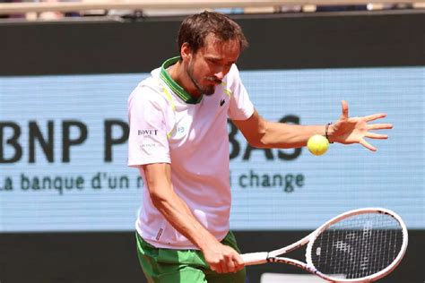 Daniil Medvedev Beaten In First Round Of French Open By Brazilian