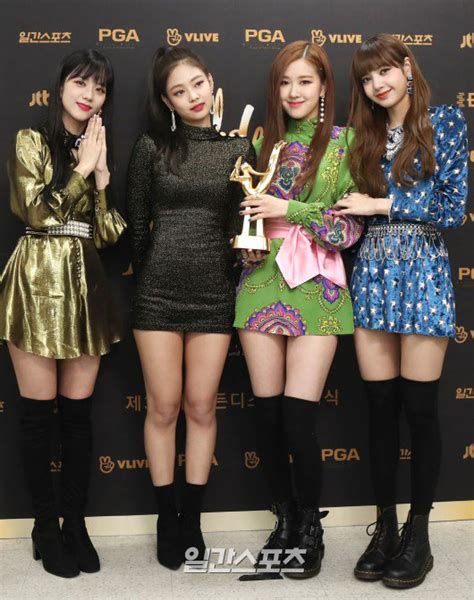 Blackpink Won Golden Disc Awards 2018 Backstage