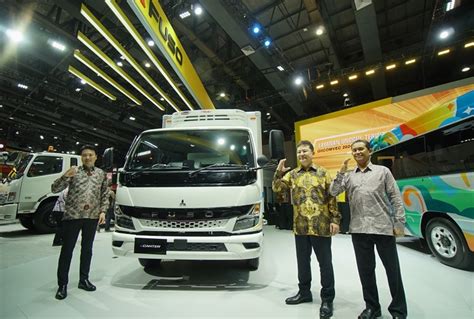 Mitsubishi Fuso Pamerkan Lima Truk Unggulan Di Giicomvec Ada