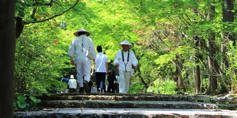 お遍路さんのファッションチェック！｜豊かな自然と悠久の歴史を感じる四国遍路の旅｜特集｜四国のおすすめ観光・旅行情報！ 【公式】ツーリズム四国