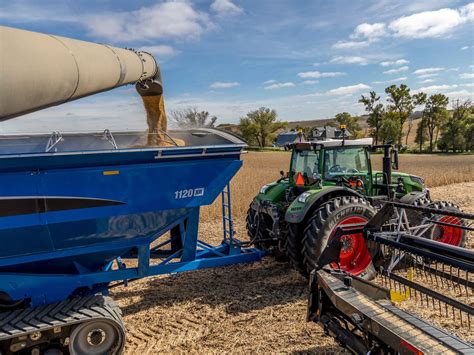 IDEAL Combine | Maple Lane Farm Service