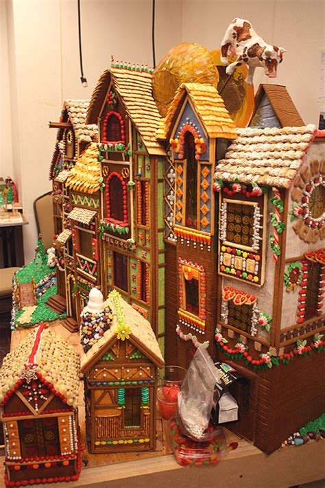 20 Amazing Gingerbread House Ideas Fun Money Mom