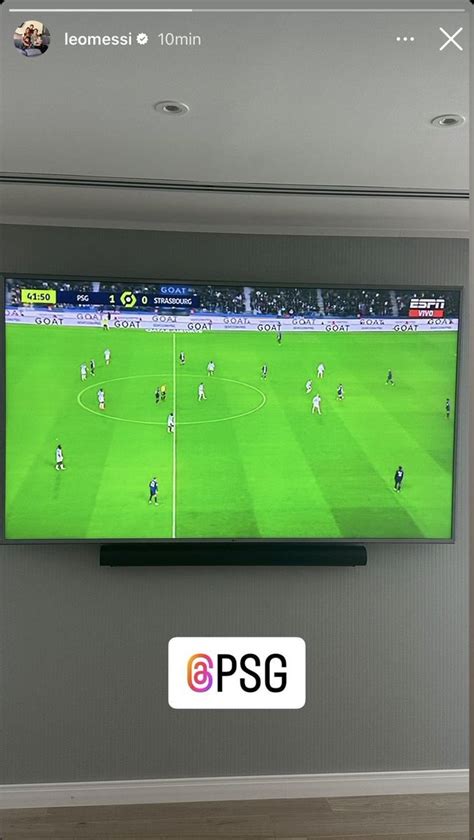 Instant Foot ⚽️ On Twitter Lionel Messi Devant Sa Télé Pour Regarder Son Club 🐐 ️💙