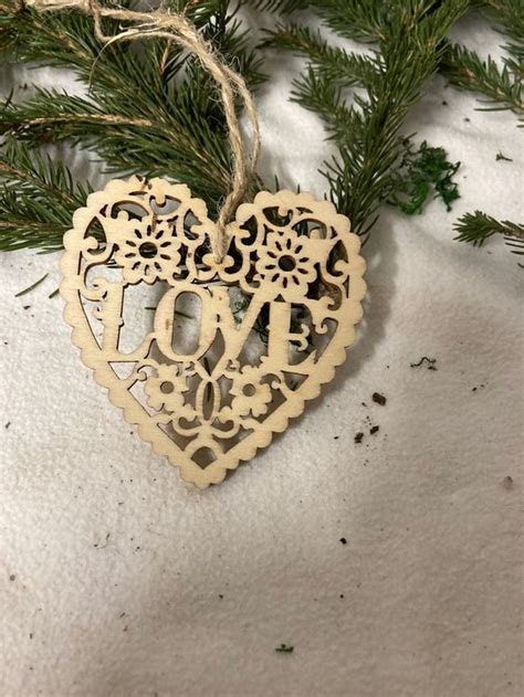 Baumschmuck Love Aus Holz Weihnachts Deko Kaufen Auf Ricardo