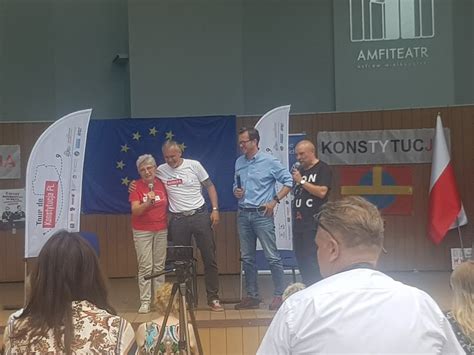 Tour De Konstytucja W Ostrowie Ok24 Tv Portal Aglomeracyjny