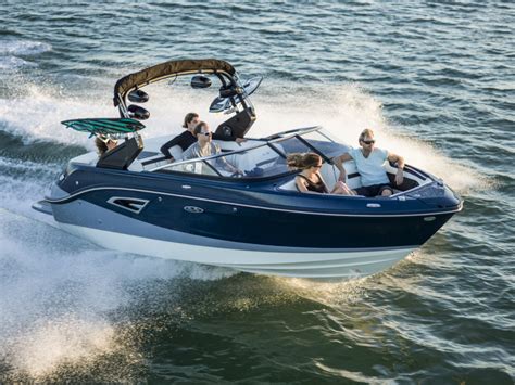 Sea Ray Slx W 230 Wake And Fun