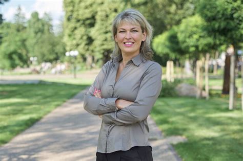 Premium Photo Outdoor Portrait Of Positive Mature Middle Aged Woman