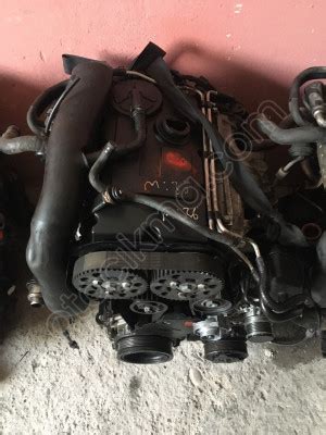 Volkswagen Passat Bkp Tdi Motor Komple Kma Kma Yedek Par A