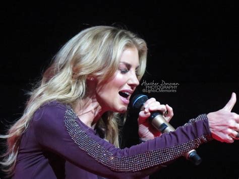 Tim McGraw & Faith Hill Soul 2 Soul Tour - Lights, Camera, Memories