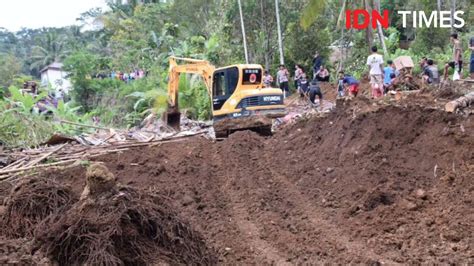 Dua Peristiwa Longsor Di Banyumas Dalam Semalam Telan Korba