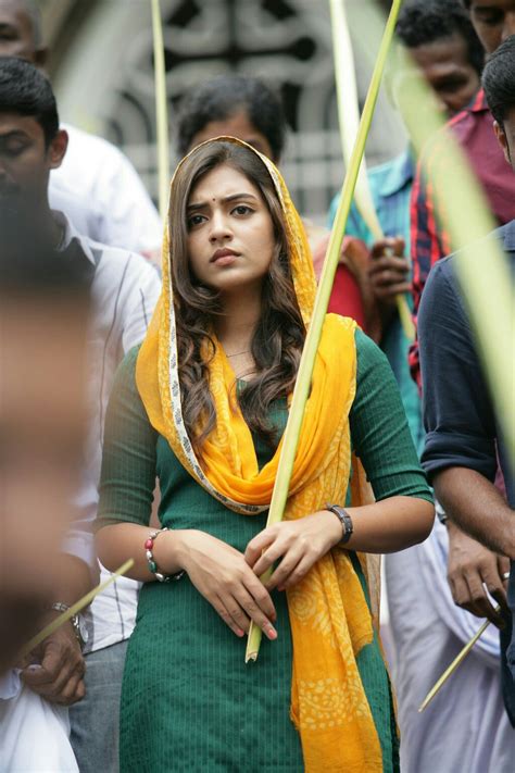 Pin By Venkat On Nazriya Nazim Actress Photos Beautiful Indian