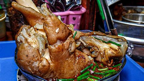 MANTAP KETEMU KAKI SAPI UTUH SAMPAI DENGKUL DI WARUNG LONTONG KIKIL