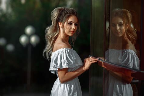 Reflection 1080P Blonde In White Kristina Bokeh Beauty Dress