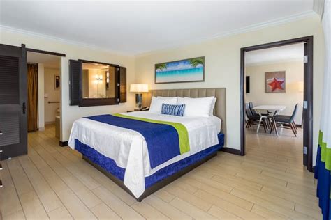 Wyndham Deerfield Beach Resort | Deerfield Beach, FL Hotels