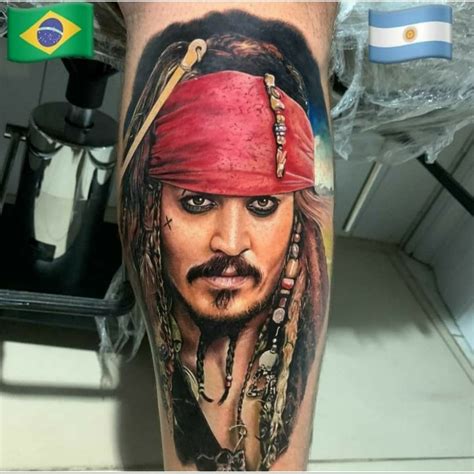 Pin de BLAcK em Знаменитости татуировки Ideias de tatuagens