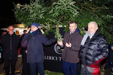 Foto Citt Dei Balocchi Compie Anni E Si Supera L Inaugurazione A