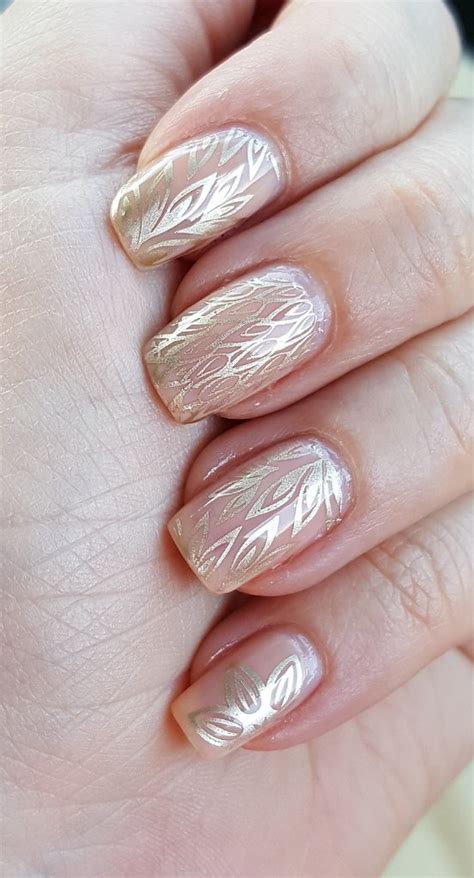 Million Dollar Nails Essie Good As Gold Over Zoya Lulu