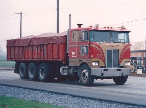 Peterbilt 352 Colonial Metals Tag Axle Straight Pete Abou Flickr