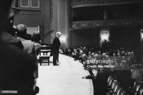 Artur Rubinstein Photos Et Images De Collection Getty Images