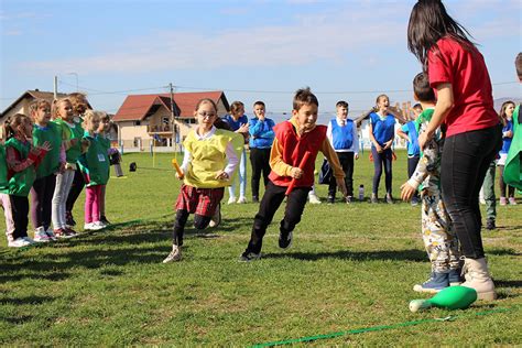 Comuna Iacobeni încheie traseul programului Bucurie în mișcare FOTO