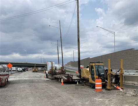 Tollway payment systems are causing delays during peak hours 26