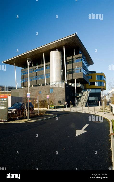 University South Wales Newport Hi Res Stock Photography And Images Alamy