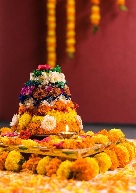About Bathukamma In Hindi