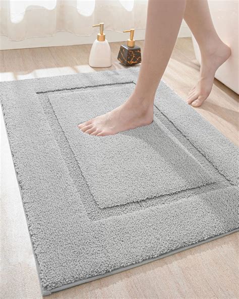 Amazon Dexi Bathroom Rug Mat Ultra Absorbent Soft Bath Rug