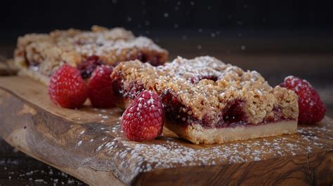 Raspberry Streusel Bars Blount County Bakery