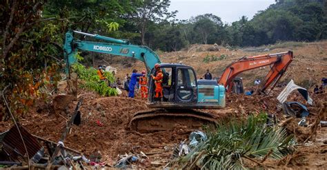 Tim Sar Hentikan Evakuasi Korban Longsor Natuna Orang Hilang