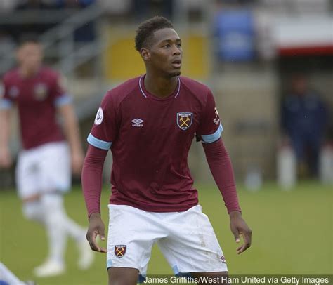 Reece Oxford comments on West Ham United future