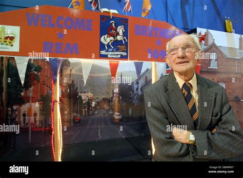 Bard Of The Shankill Hi Res Stock Photography And Images Alamy