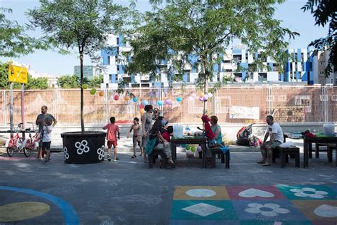 El Parc I La Llacuna Del Poblenou Sant Mart