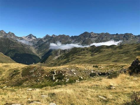 Les 13 plus belles randonnées à faire dans les Pyrénées