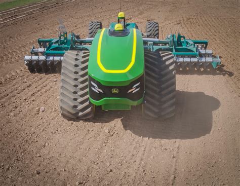 John Deeres autonomer Traktor traction das Landtechnikmagazin für