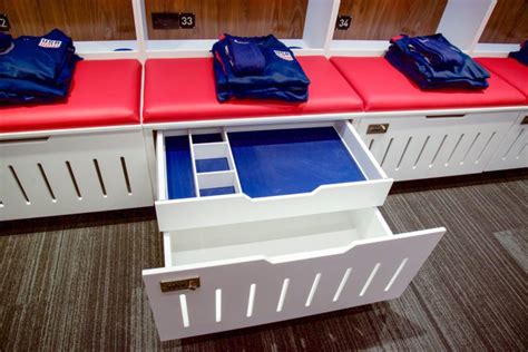 Usmnt Soccer Lockers Shield Lockers