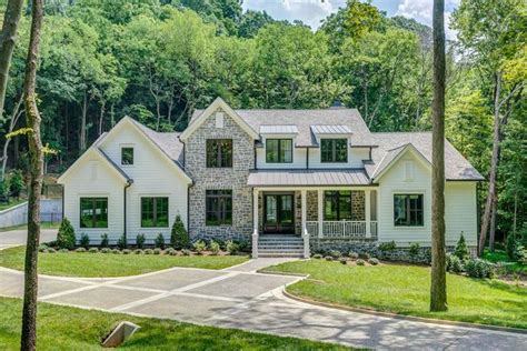 2232 Chickering Lane Nashville TN 37215 | Nashville Home Guru