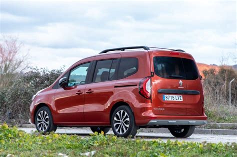 Opinión prueba Renault Kangoo Combi diésel 95 CV Techno 2023