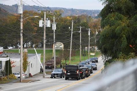 Tats Unis La Double Fusillade Dans Le Maine A Fait Morts La