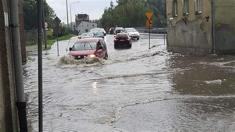 Zalany Jawor Po Dzisiejszej Burzy 8 09 2022 Na Ulicach Stoi Woda